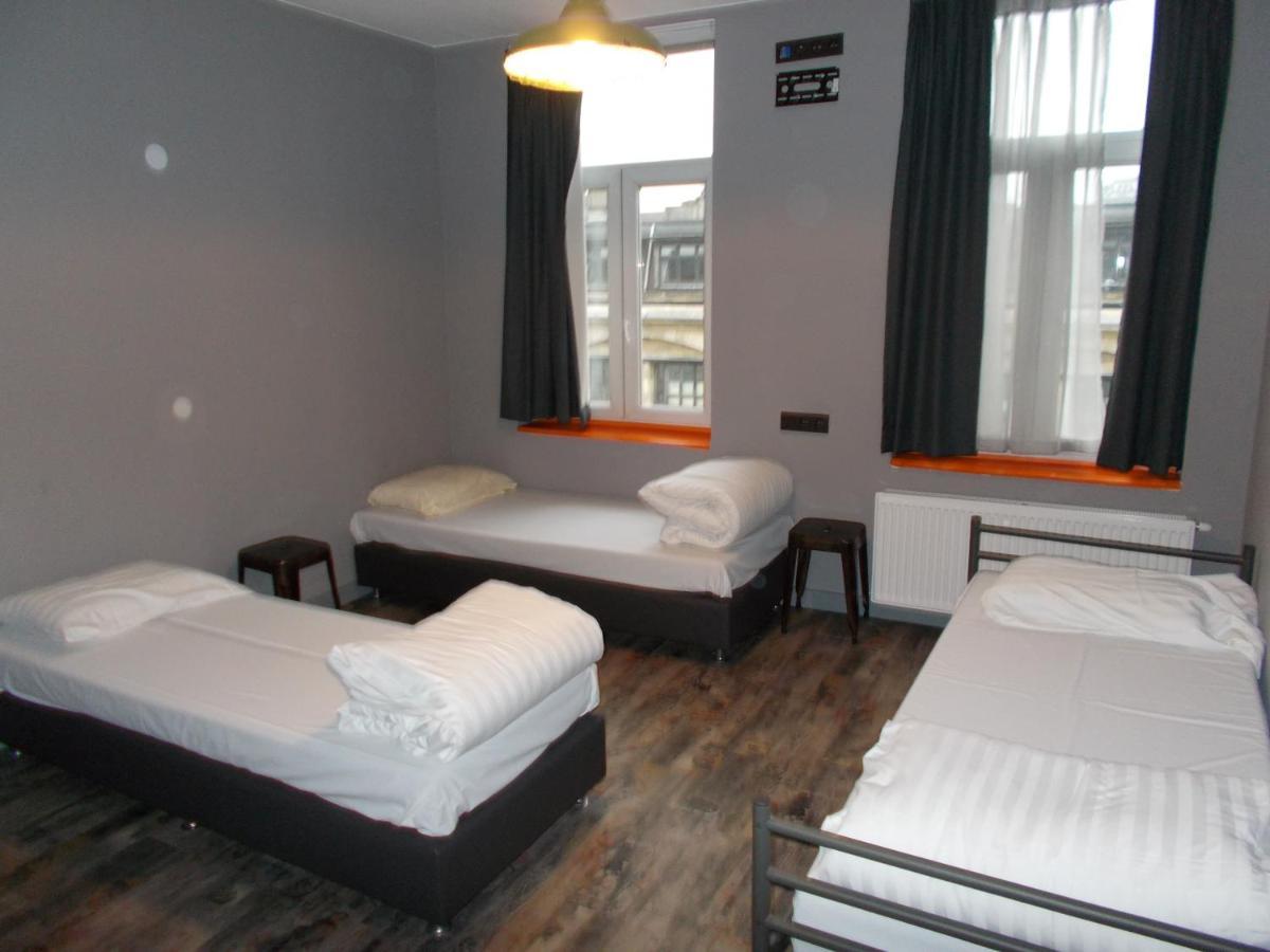 Urban City Centre Hostel Brussel Bagian luar foto