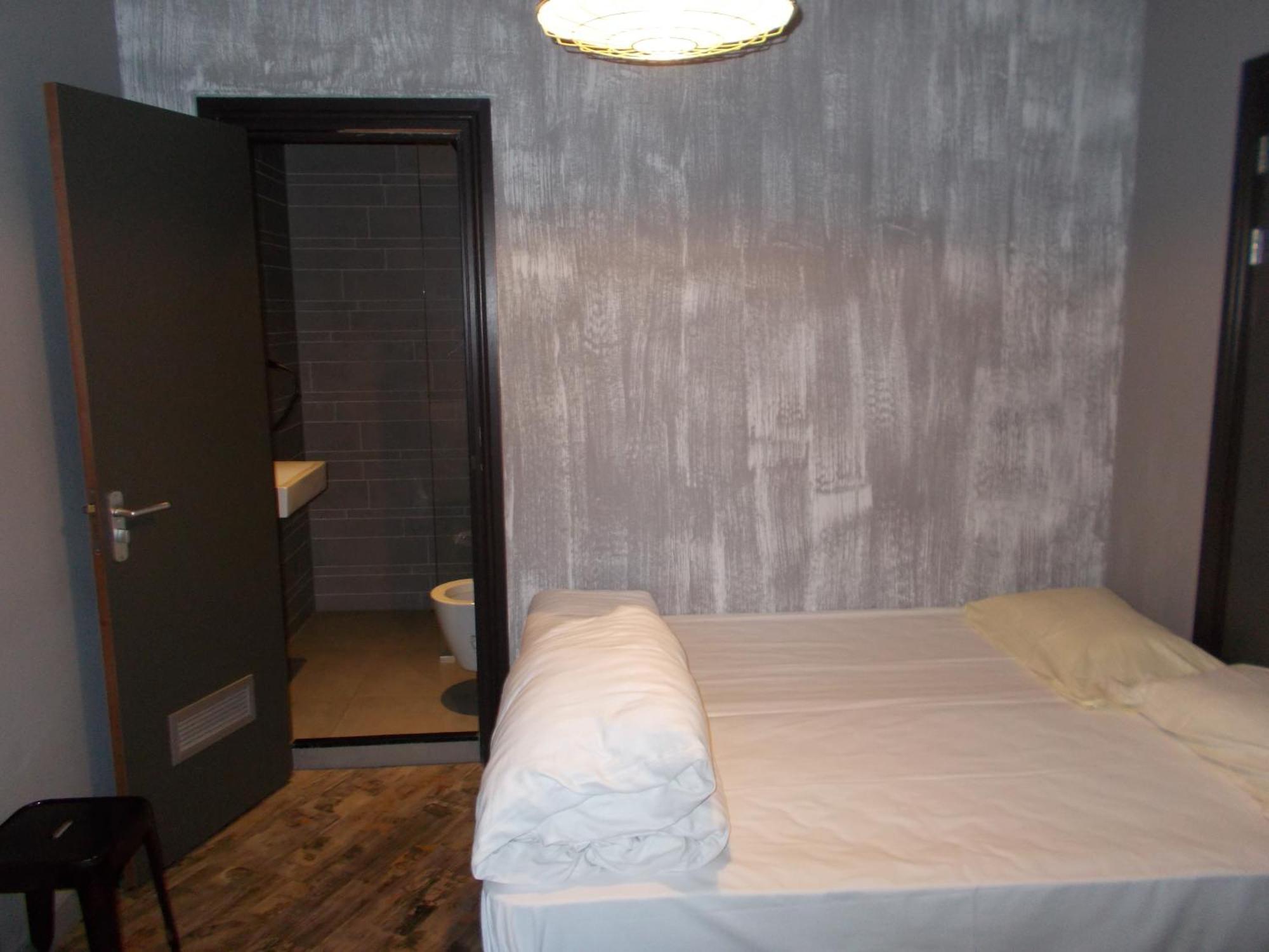 Urban City Centre Hostel Brussel Bagian luar foto