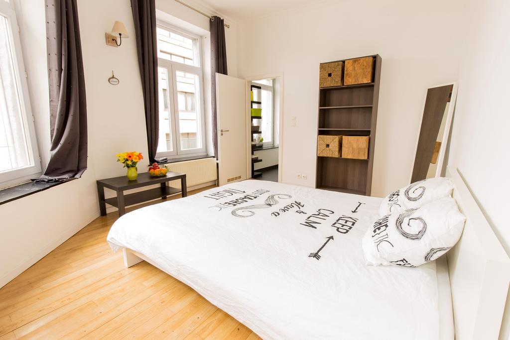 Urban City Centre Hostel Brussel Bagian luar foto